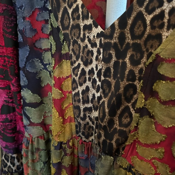 Calessa Vibrant Multicolor Top Size Large sku#92 - Picture 3 of 12